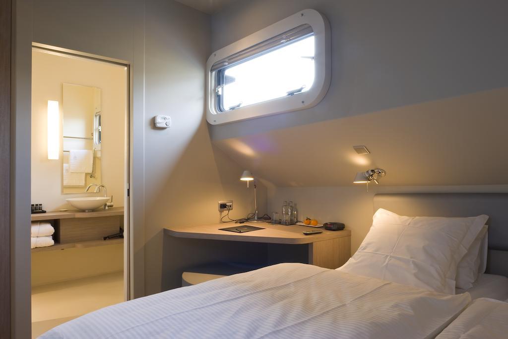 B&B Droomboot Oudenburg Chambre photo